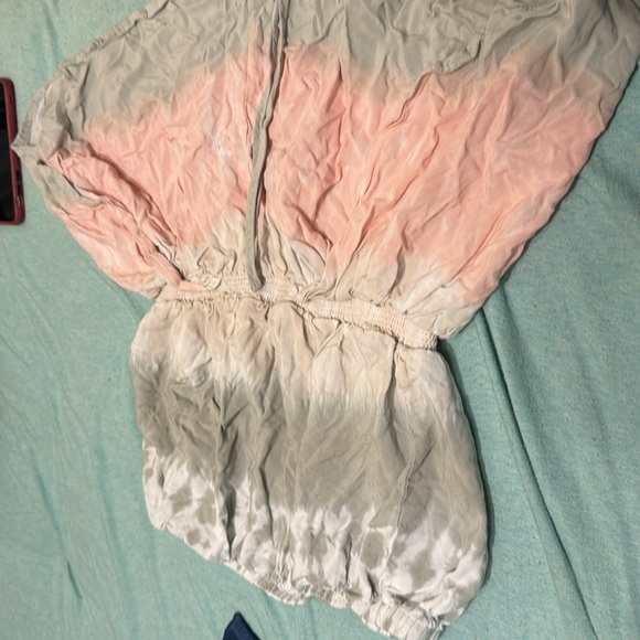 Cute Romper!! - Picture 2 of 4